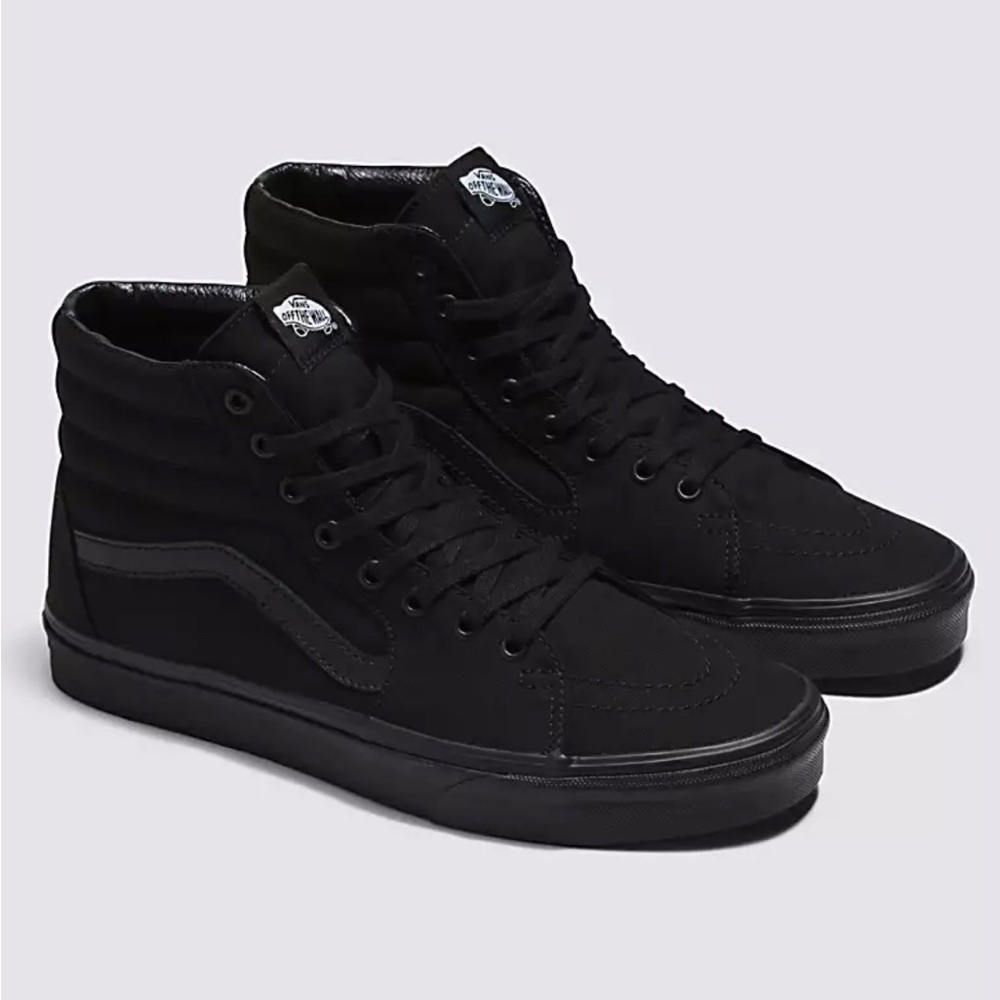 VANS SK8-HI CANVAS SHOE NWOT